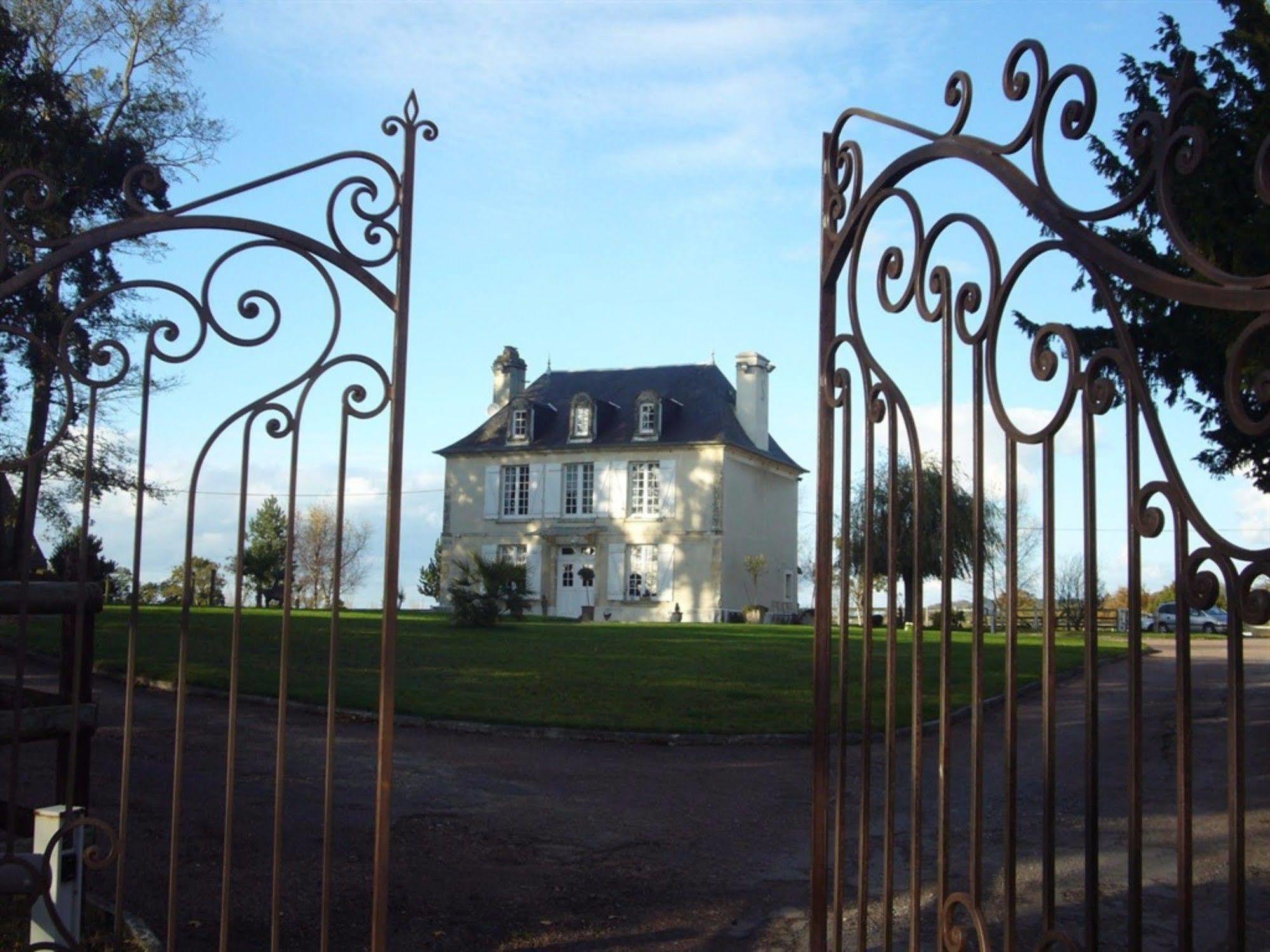 Hotel Domaine De La Mare Elan Périers-en-Auge Exterior foto